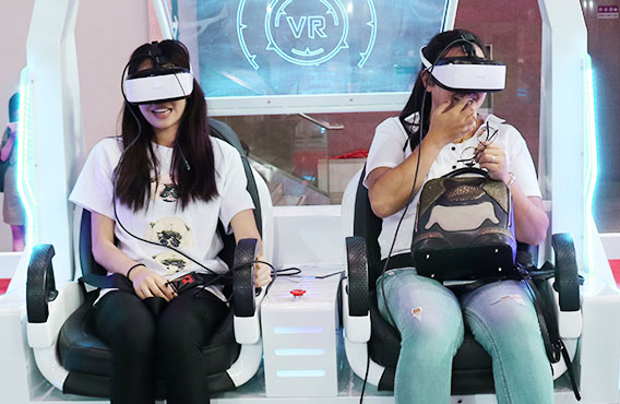 كرسيان 9D Egg VR Cinema معدات ركوب الملاهي 1